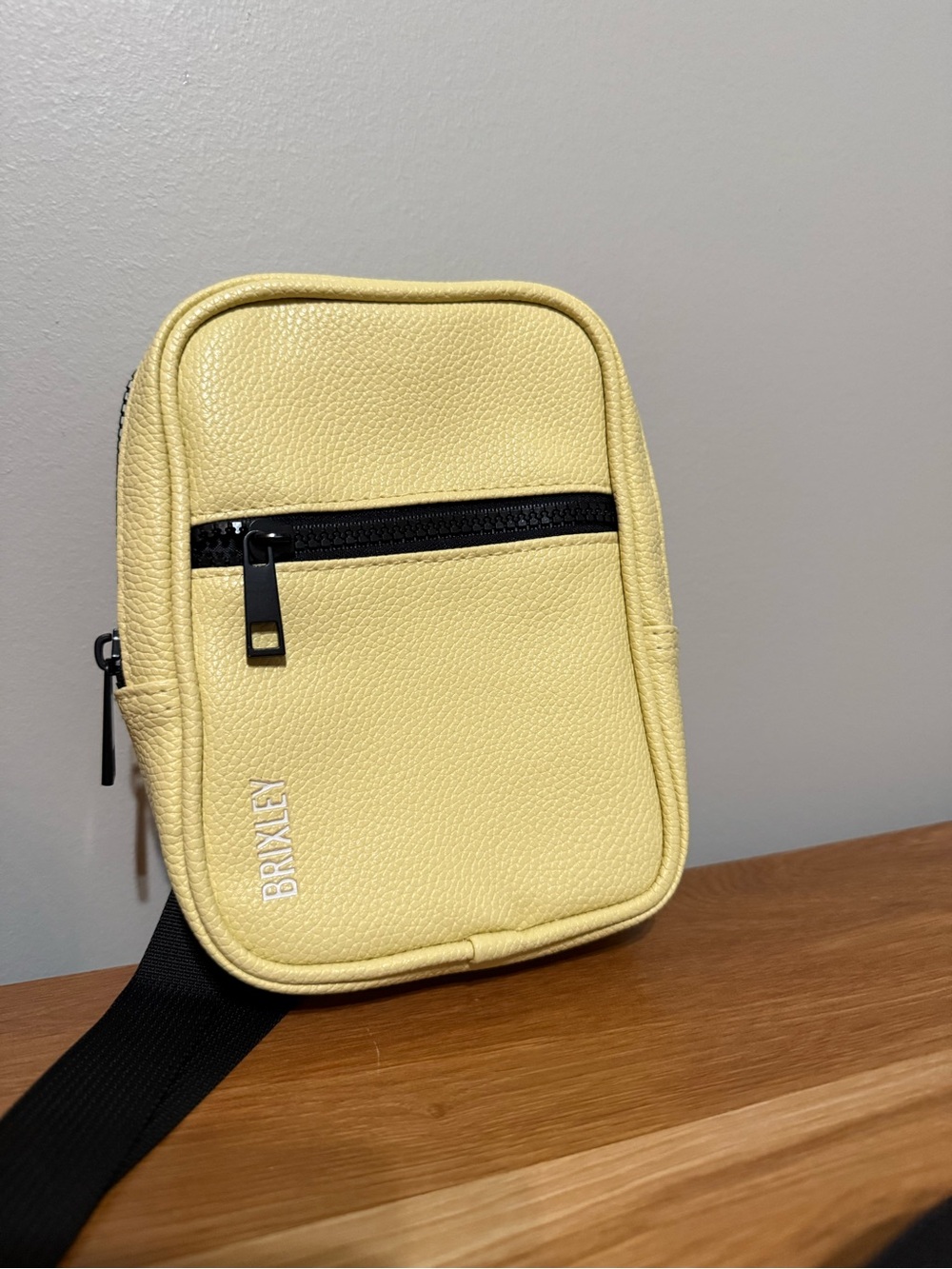 Brixley Leather Summer Crossbody Sling